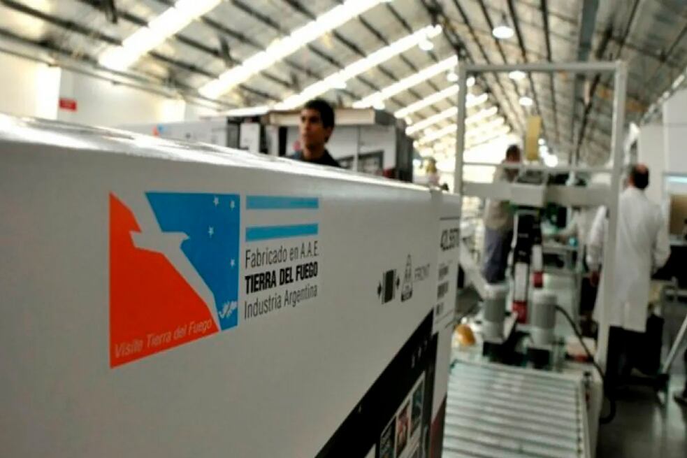 Se pueden comprar hasta tres productos por año.