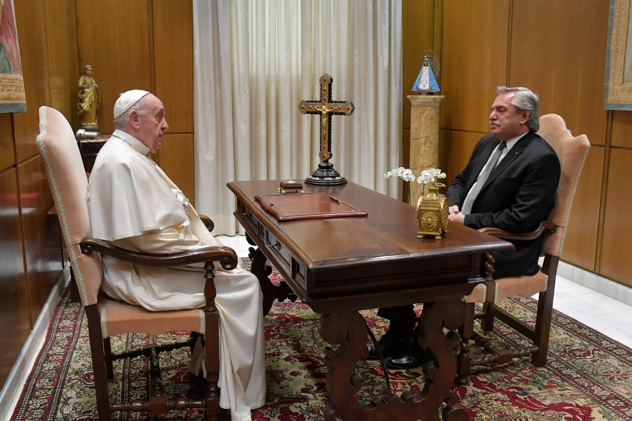 Alberto Fernández en su reunión con el Papa Francisco.