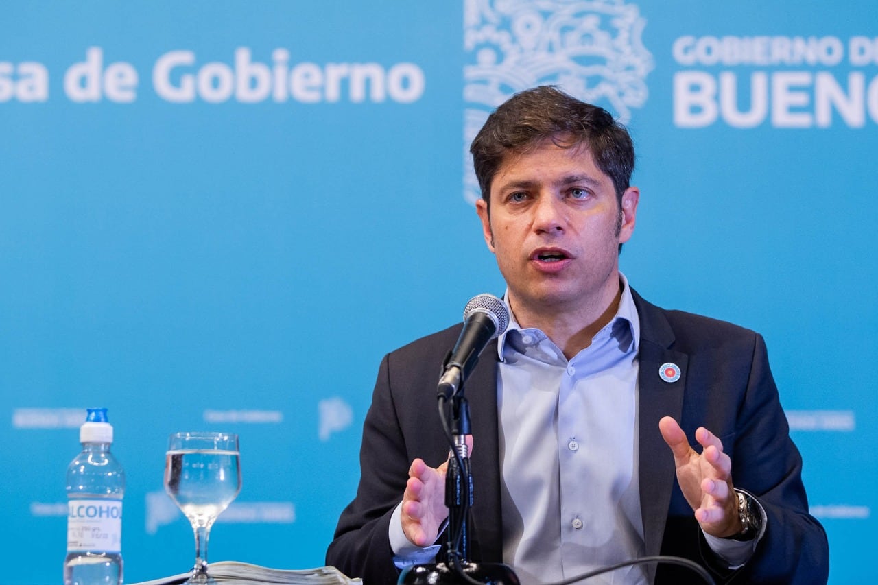 "El contrato dice que cuando el laboratorio ponga a disposición vacunas, la provincia de Buenos Aires tiene oportunidad de adquirirlas", explicó Kicillof.