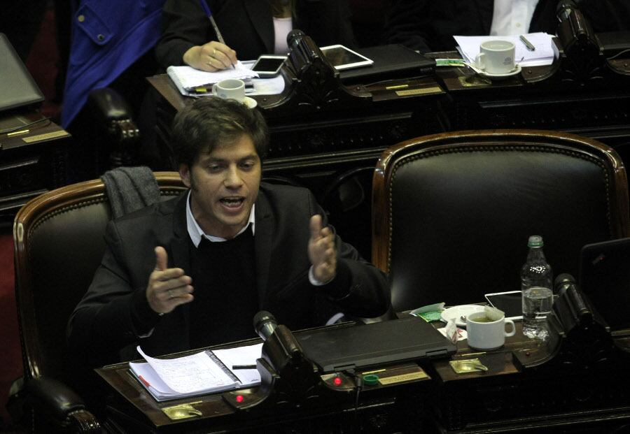 Kicillof pidió que el Gobierno reconozca la "enorme estafa electoral".