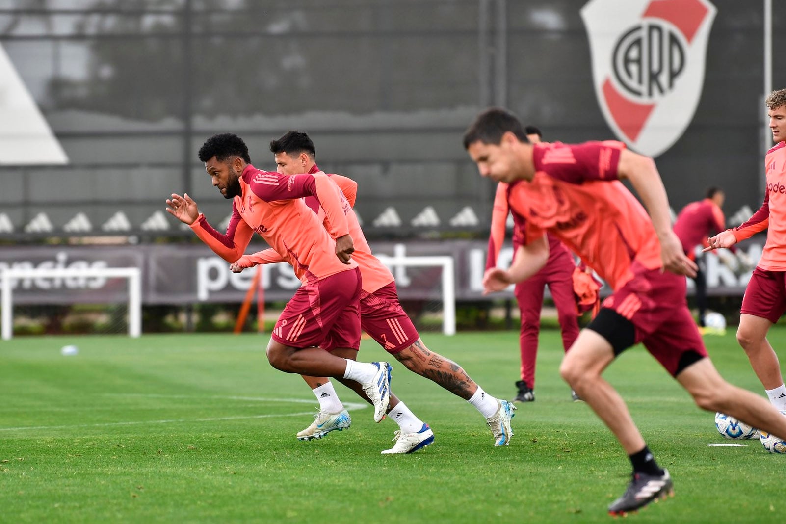 River se entrenó en el predio de Ezeiza