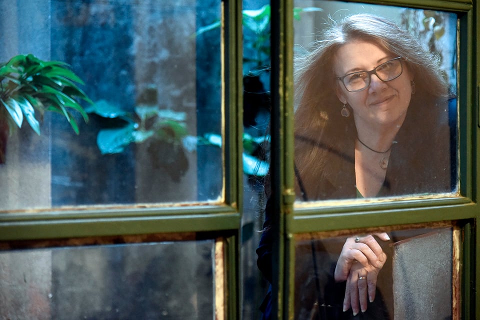 María Fernanda Trébol nació en Casilda, en 1975. 