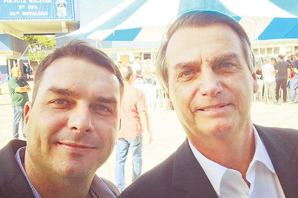 Flavio Bolsonaro, el mayor de los cinco hijos del mandatario Jair Bolsonaro.