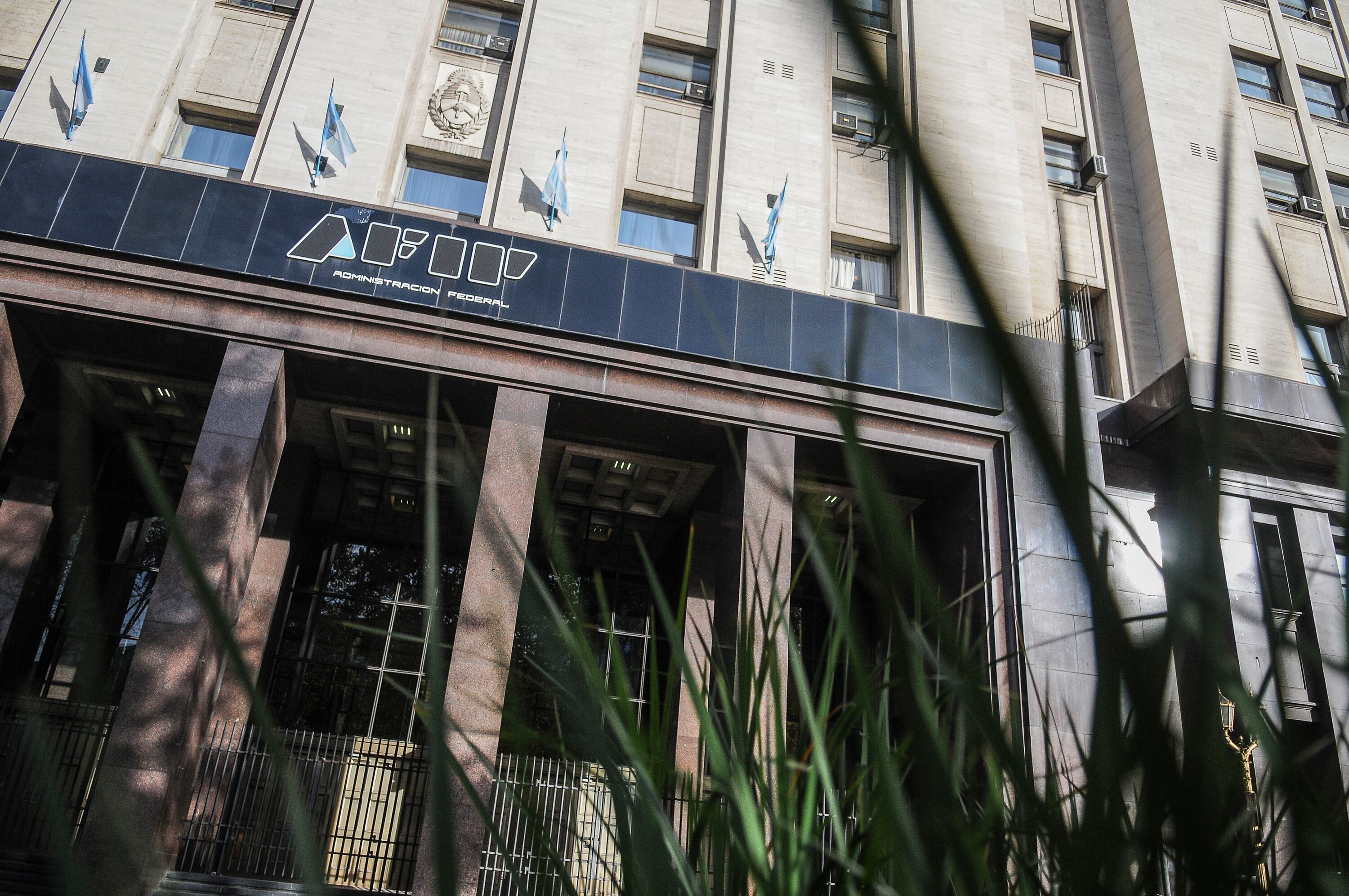 La AFIP descubrió serias inconsistencias de inscriptos en el Régimen Simplificado para Pequeños Contribuyentes.