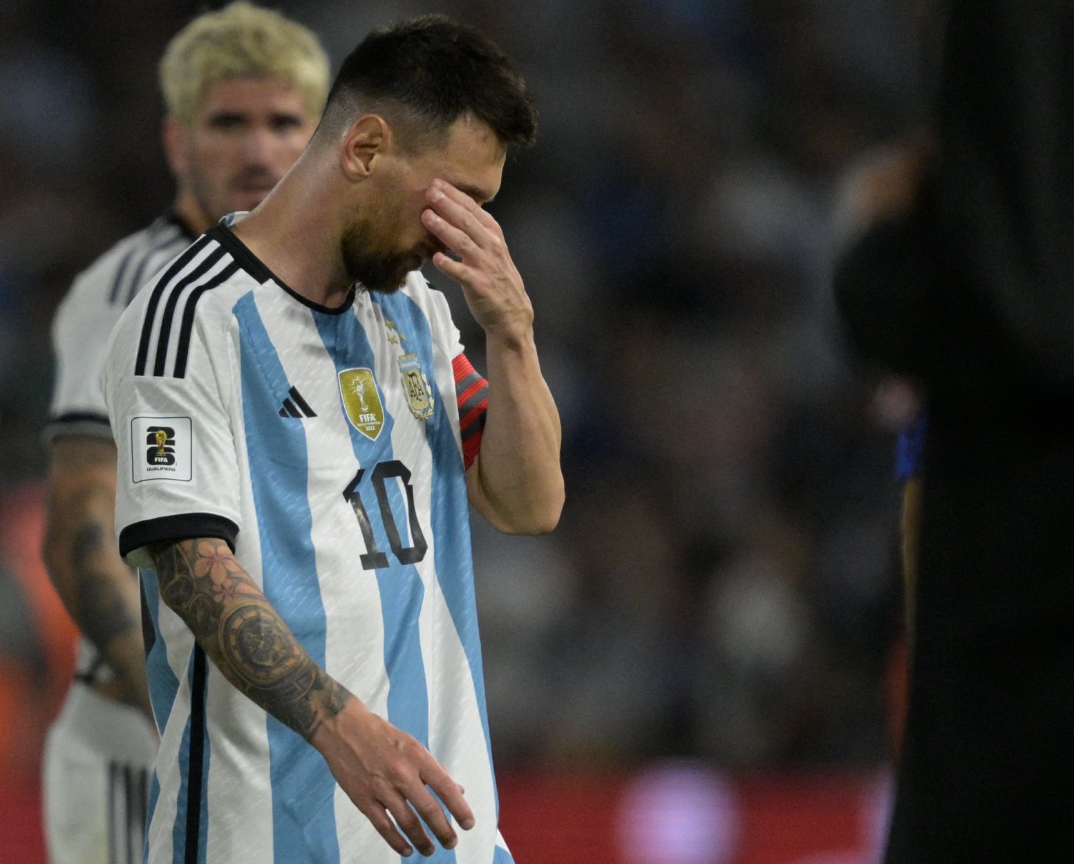 Lionel Messi en la derrota en La Bombonera vs Uruguay.