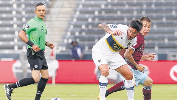Pérez durante el encuentro con Colorado Rapids, antes de salir lesionado.