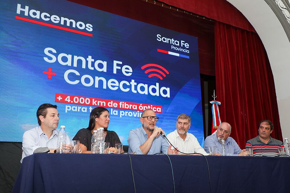 El ministro Coordinador encabezó el acto en Moisés Ville.