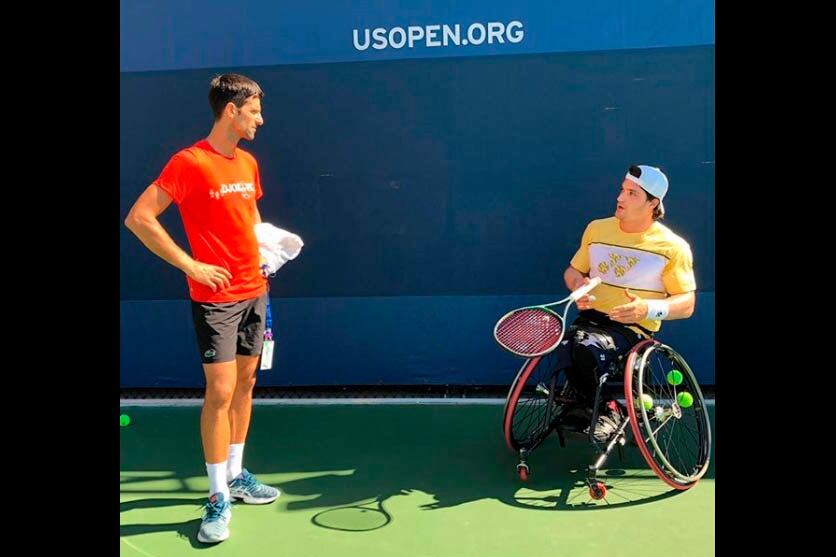 El serbio y el argentino.