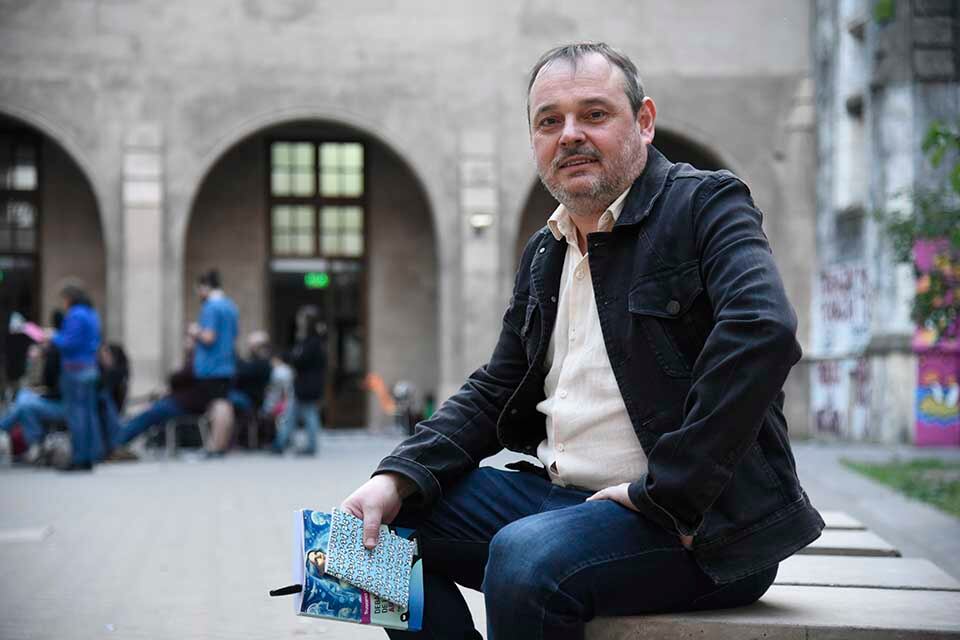 El Decano de la Facultad, Alejandro Vila.