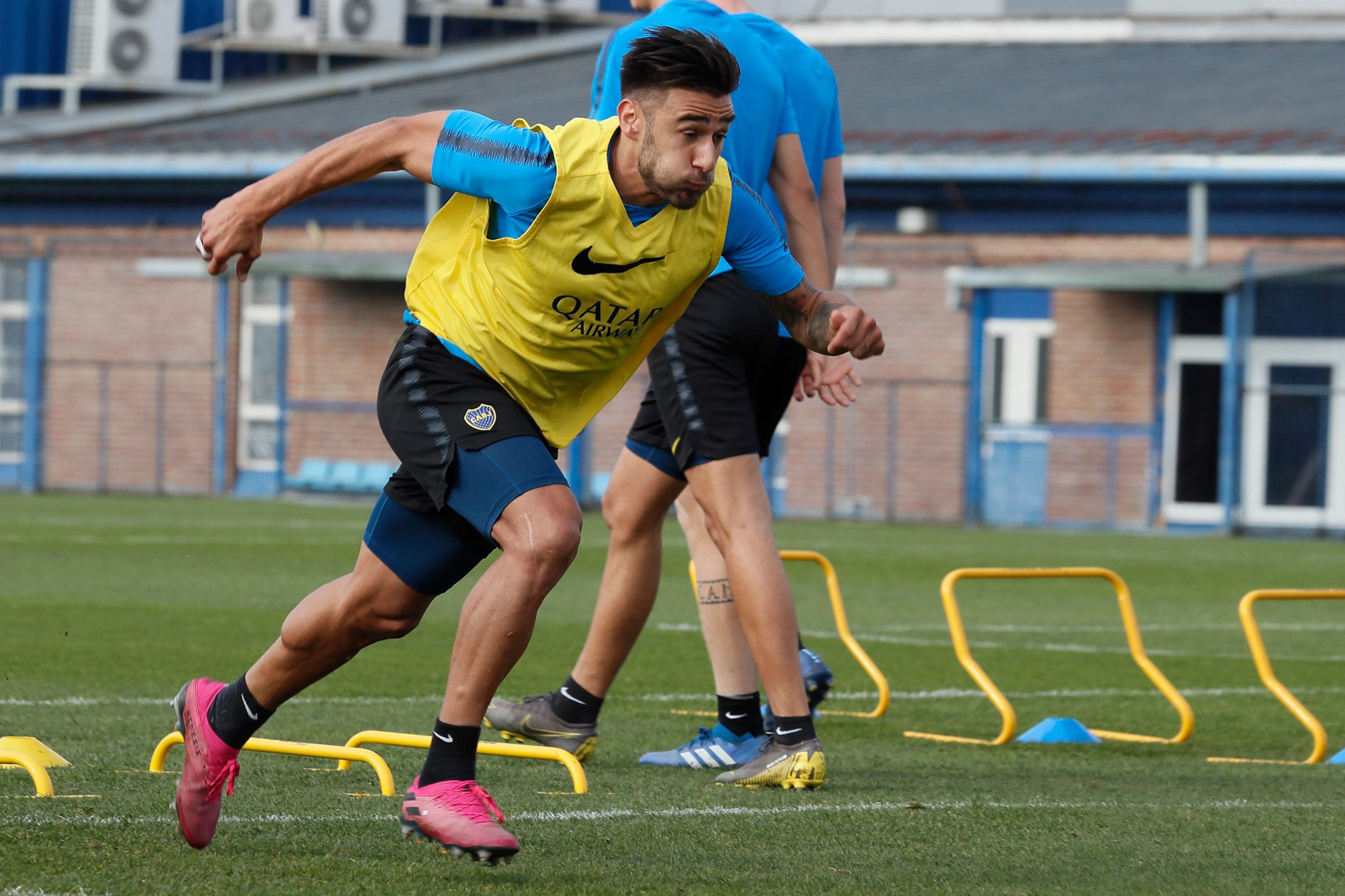 Salvio volverá a ser titular ante San Lorenzo.
