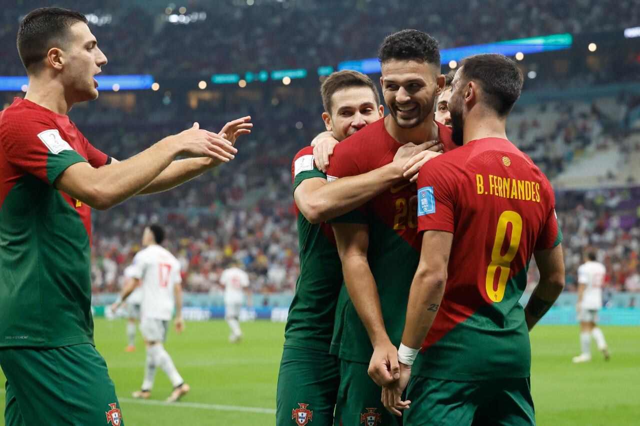 El juvenil Ramos marcó un hat trick y metió a Portugal en octavos