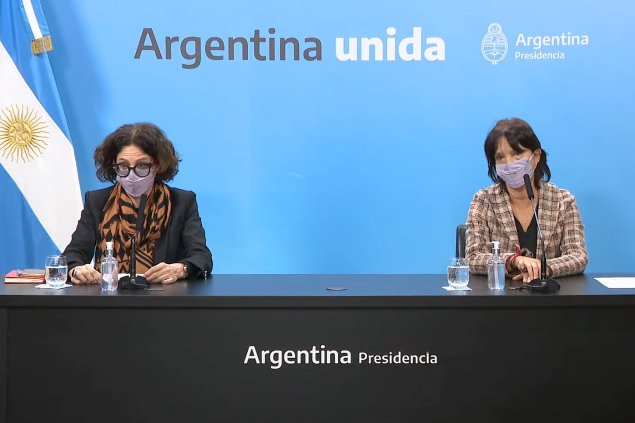 Conferencia de prensa de Cecilia Todesca, y la directora de la Administración Federal de Ingresos Públicos (AFIP), Mercedes Marcó del Pont.