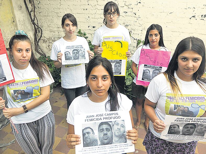Romi Wilson y su hija Estefanía “Abril”, de 19, murieron acuchilladas en su casa de Constitución.