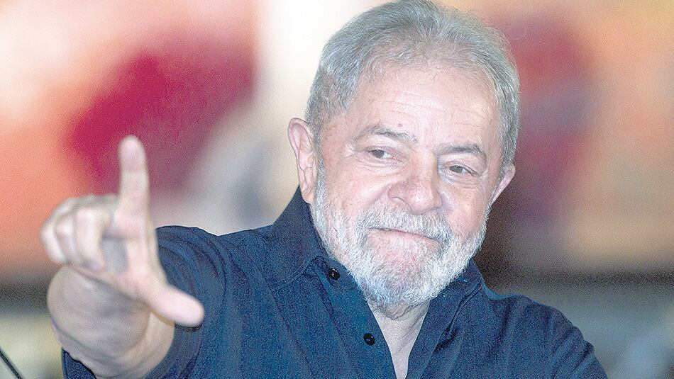 Lula podría recuperar la libertad parcial antes de fin de año gracias a la reducción de la condena.