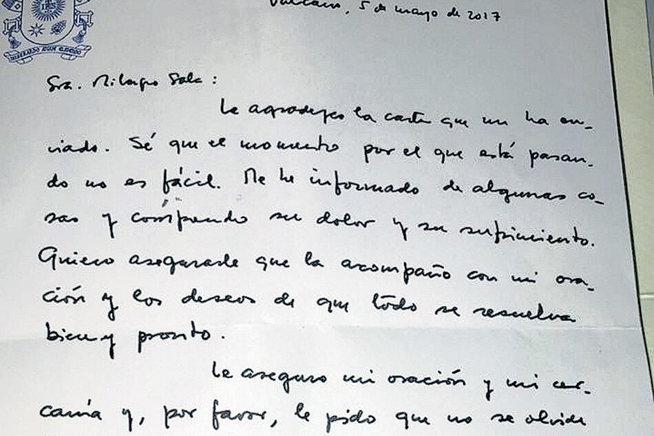 La carta manuscrita que Francisco le envió a Milagro Sala.