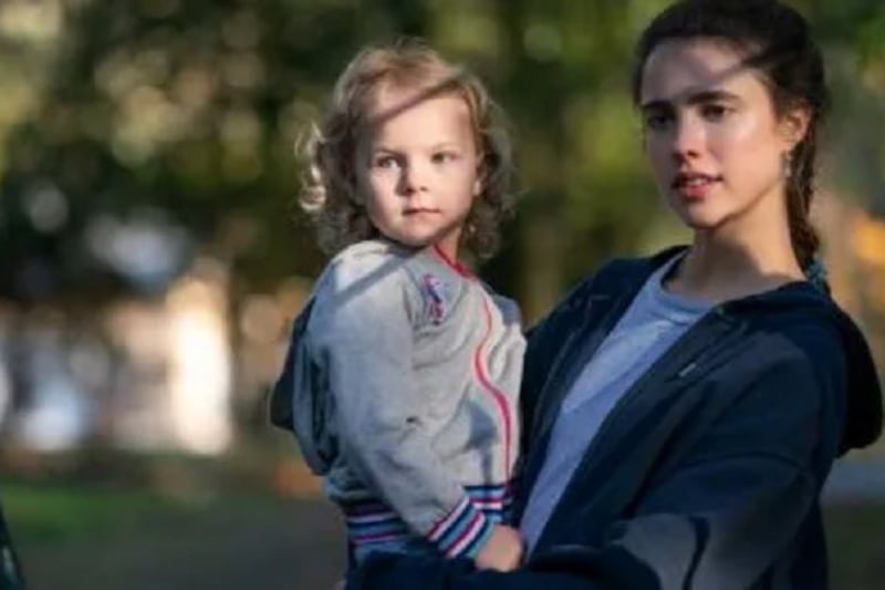 Las cosas por limpiar, la serie que retrata a la vez la violencia doméstica y la violencia de género de quienes trabajan limpiando.