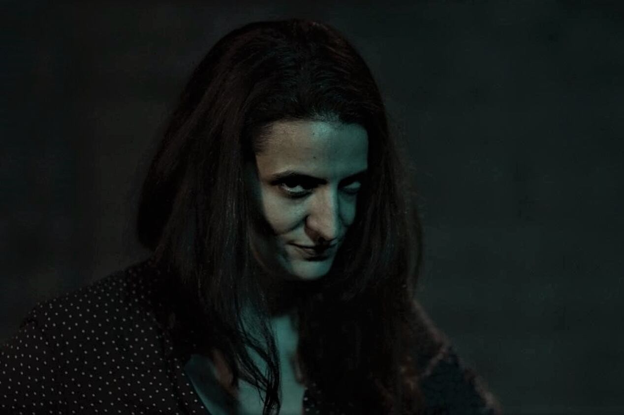 Julieta Laso en una imagen de "Terminal Norte", mediometraje de Lucrecia Martel.