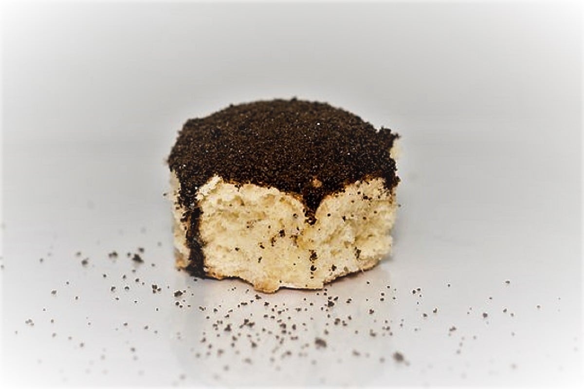 Hechas solo con agua, harina, azúcar, manteca y levadura, las tortitas negras surgieron de las sobras y se convirtieron en un clásico