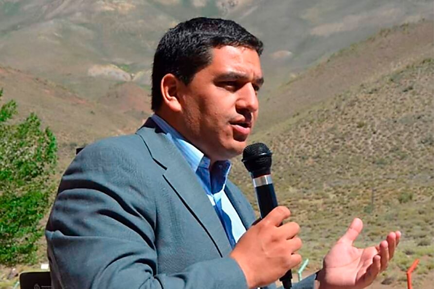 Ojeda dijo que quienes se opusieron a la ley son "violentos" y "anarquistas".