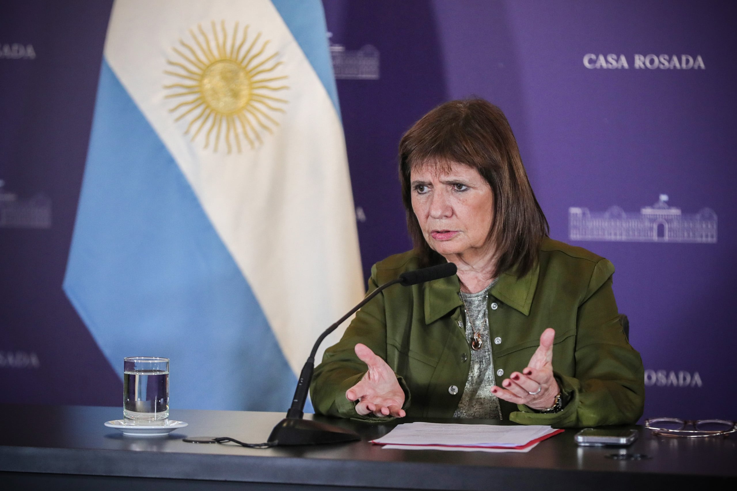 La ministra Bullrich quiere dejar el ministerio y pasar al Senado.