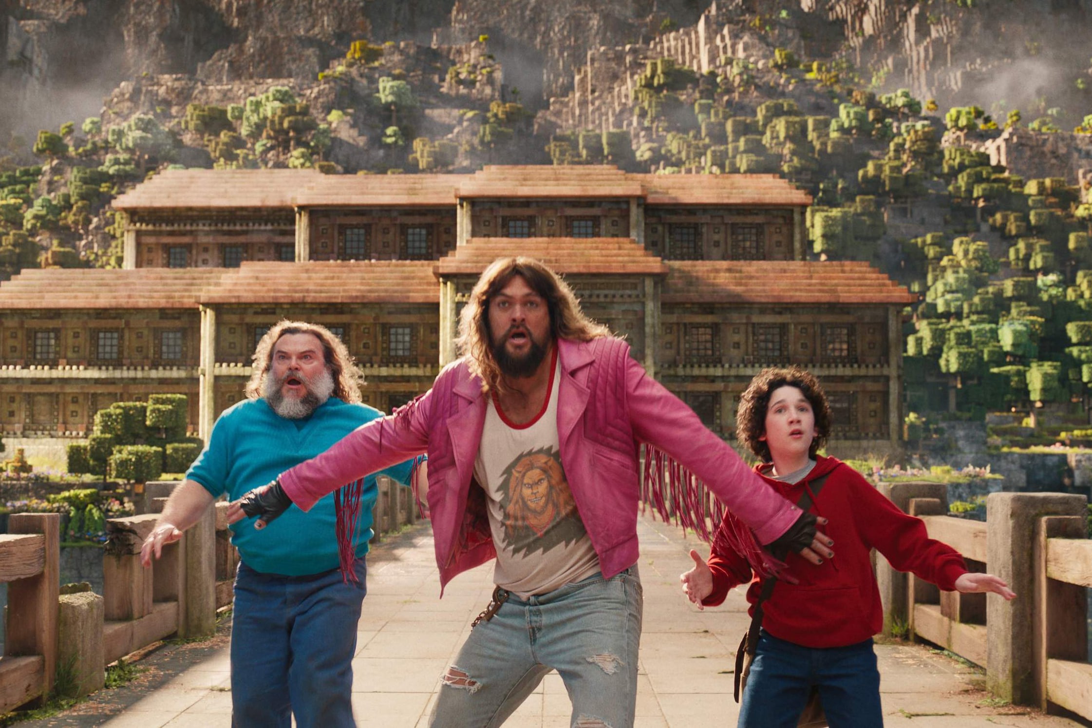 Todo luce impersonal, demasiado digital y automático en el terreno virtual del film.