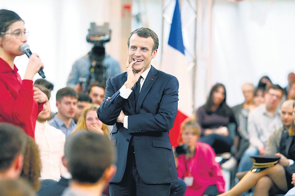 Con el “pass culture”, Emmanuel Macron cumple con una de sus promesas de campaña.