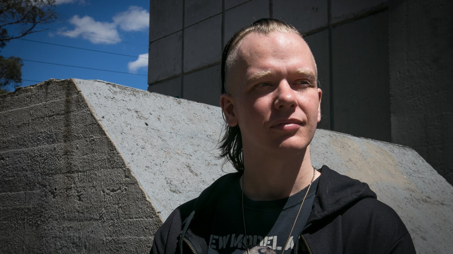 Ola Bini espera la acusación de la Fiscalía de Ecuador. 