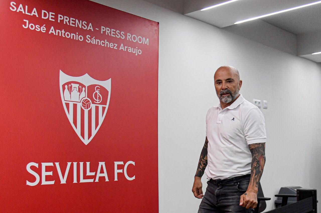 Jorge Sampaoli y sus tatuajes vuelven a Sevilla