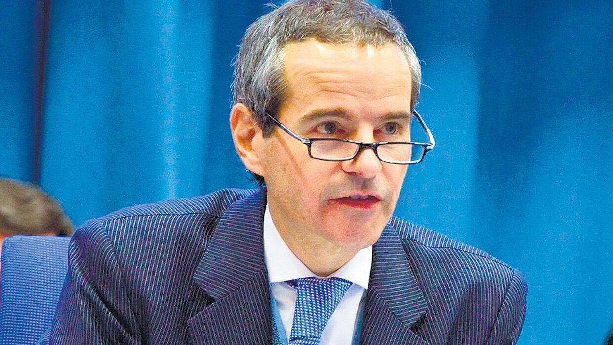 El embajador argentino en Austria, Rafael Grossi, dijo que él pidió el informe.
