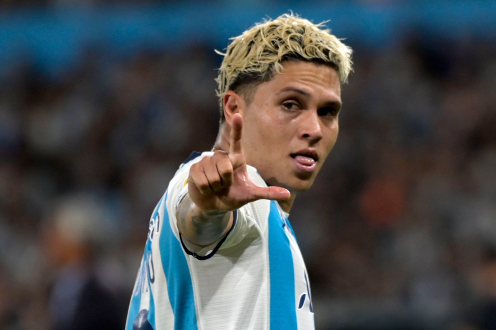 Juanfer Quintero viajó a Colombia por un problema familiar