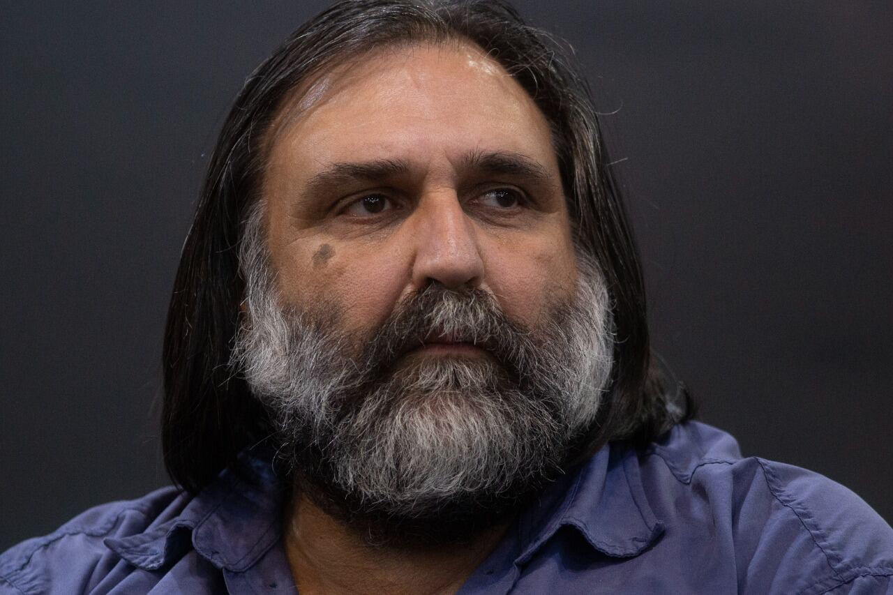 El secretario general de Suteba, Roberto Baradel fue dado de alta del cuadro de coronavirus por el que había sido internado en el Hospital Italiano de La Plata.