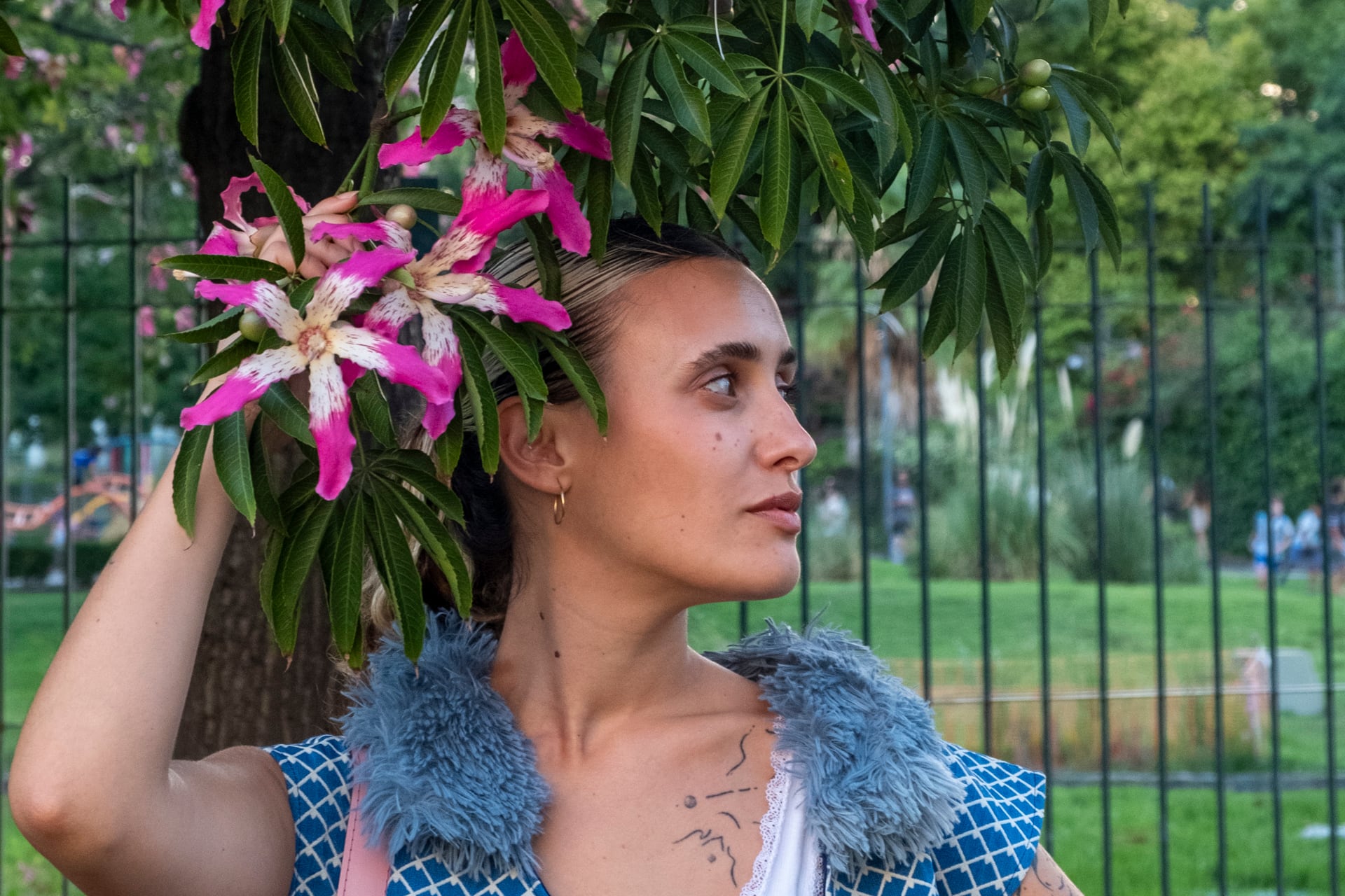 "Si algún día me canso de componer, podría dedicarme a interpretar toda mi vida. Lo que más me gusta es el escenario", dice La Valenti