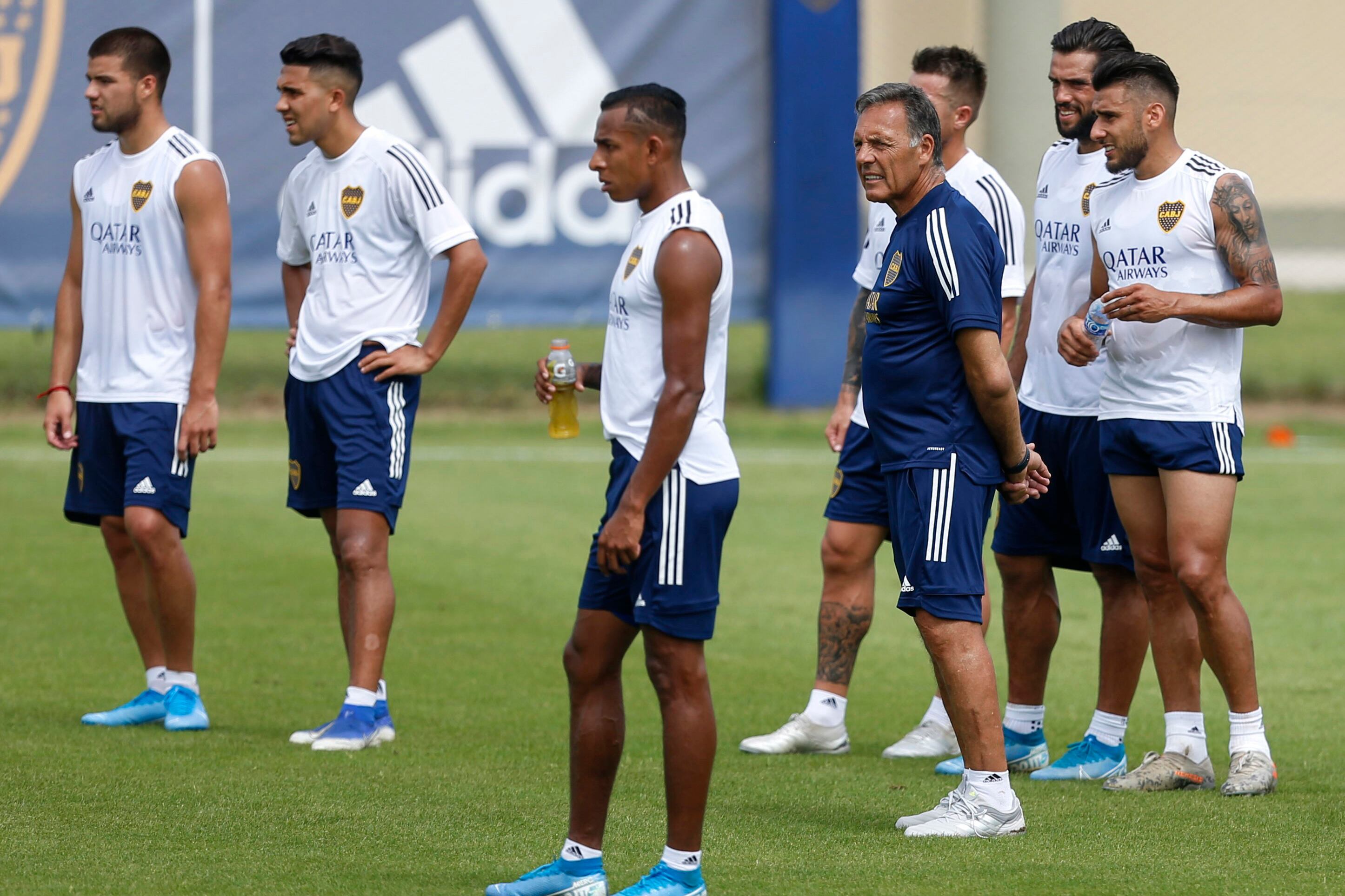 El plantel xeneize se prepara para jugar un nuevo amistoso contra Paranaense.