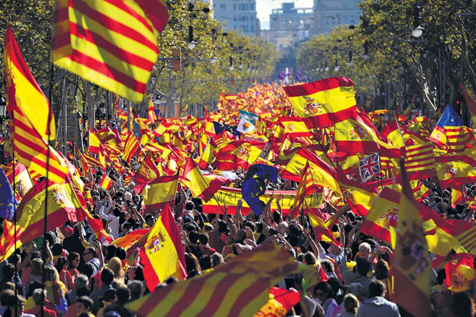La manifestación de ayer por “la convivencia y el sentido común” reunió a cientos de miles de personas.