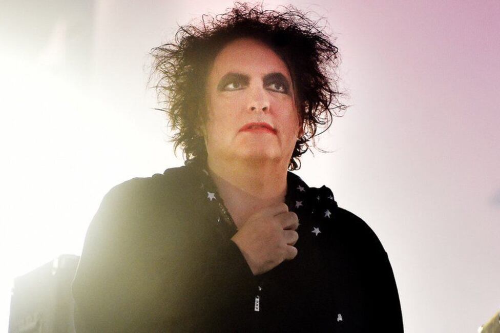 Robert Smith, líder de la banda inglesa "The Cure" dedicó una serie de mensajes a través de sus redes sociales en donde hizo pública su disconformidad con la plataforma de venta de entradas. (Foto: AFP)