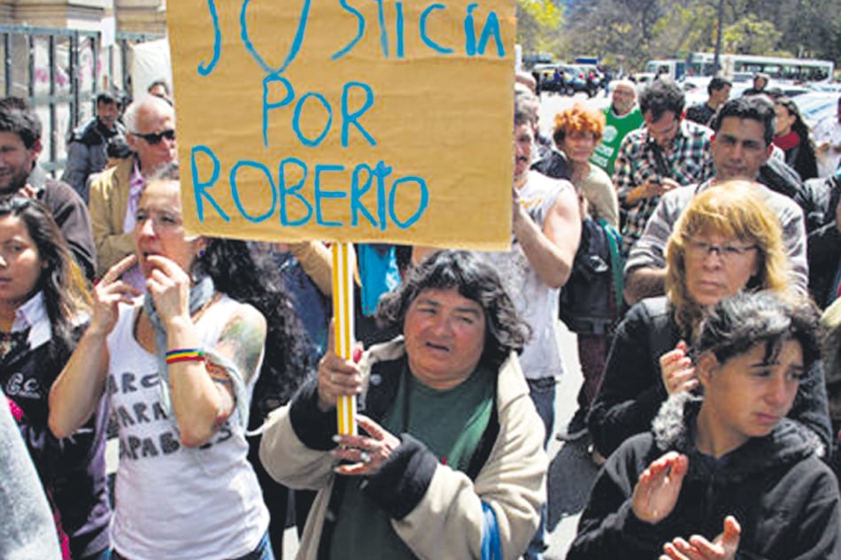 Reclamos de justicia por Robertito Autero.