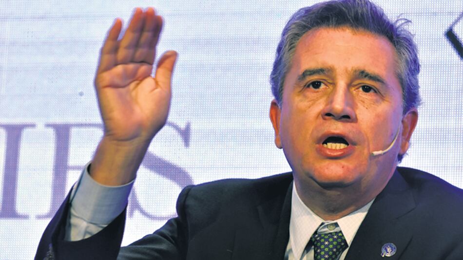 Etchevehere dijo que el gasoil bajó en otros países.