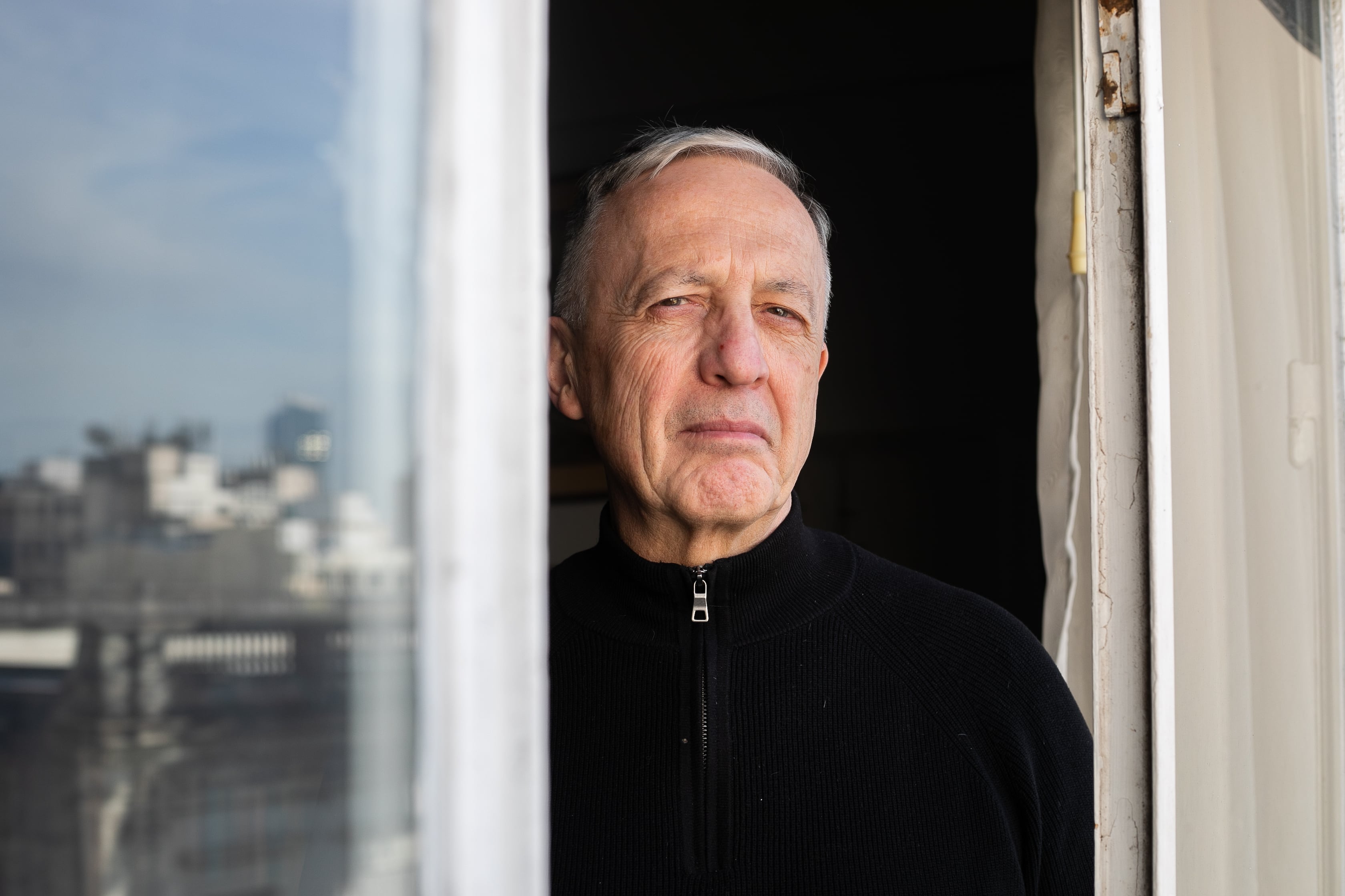 En su film, Diego D'Angelo abordó las dos etapas de Poesía Abierta.