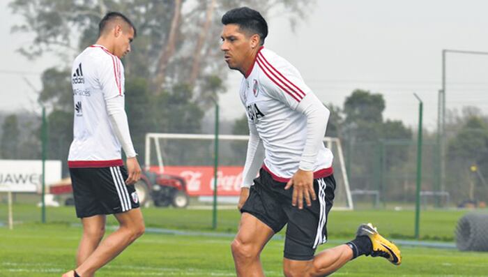 El mendocino Enzo Pérez hará su debut oficial en el Monumental.