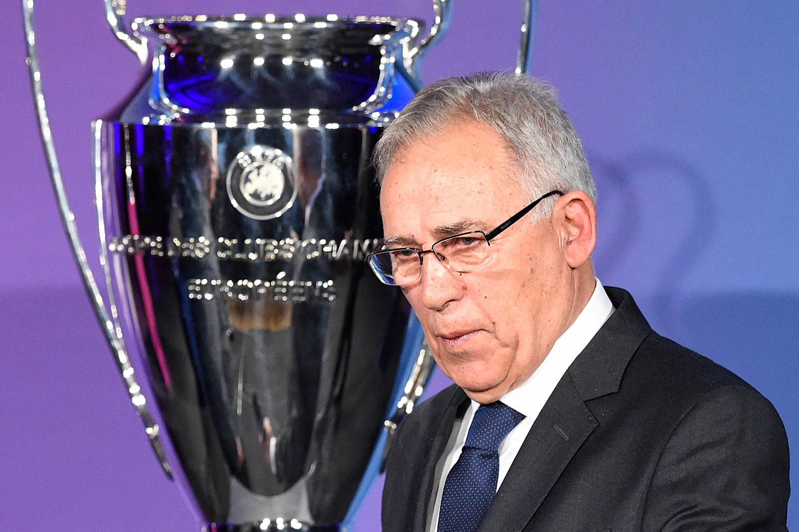 Amaro junto a la Champions League