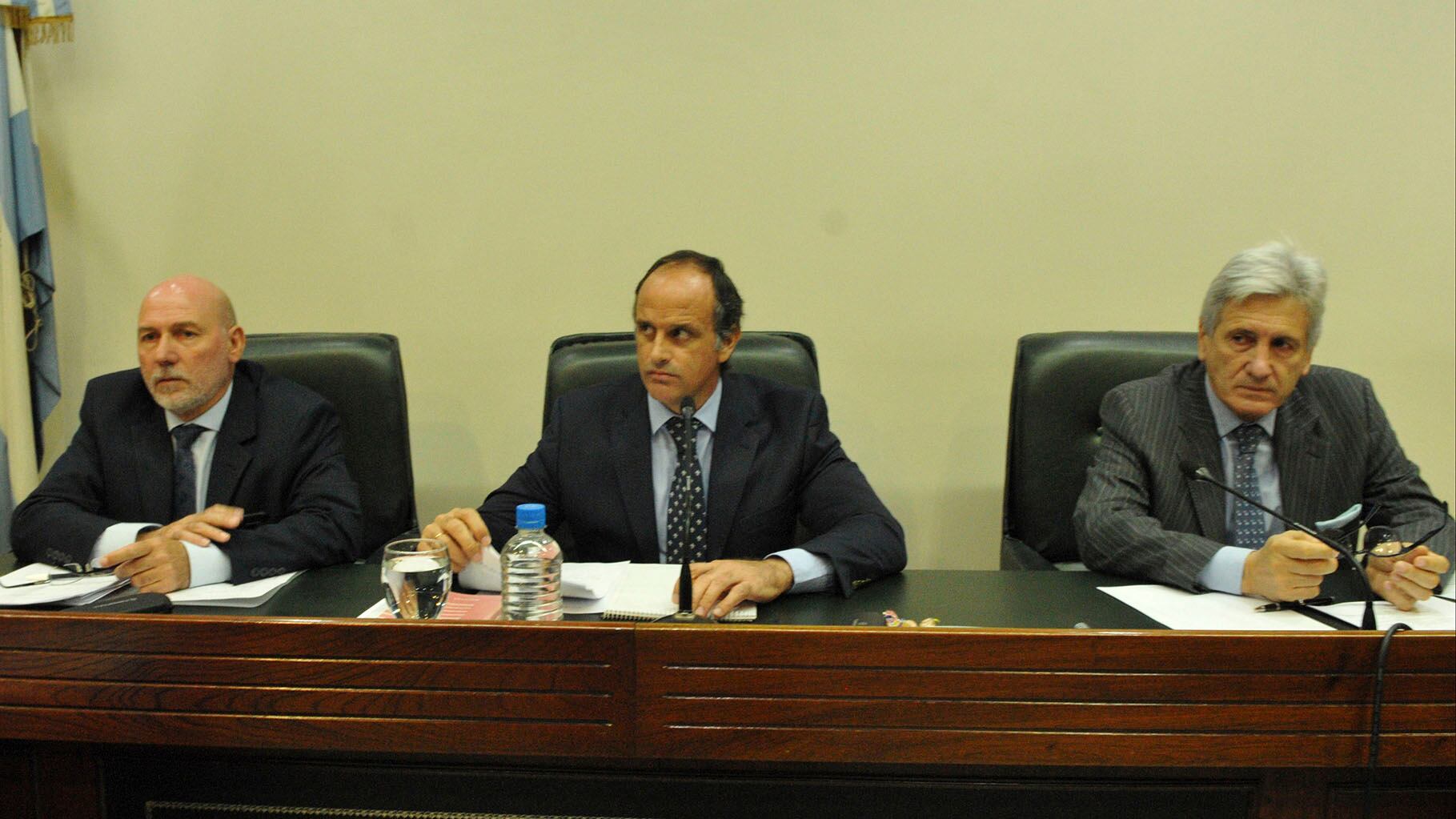 Mario Gambacorta, Luciano Lauría y Otmar Paulucci integran el TOF. 