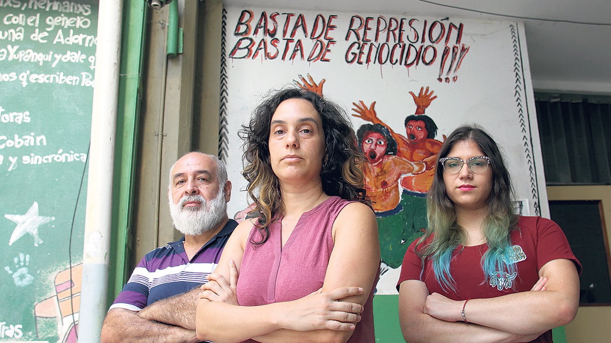 Gustavo Bombini, Noelia Rivero y Belén Giannini, de la carrera de Letras.