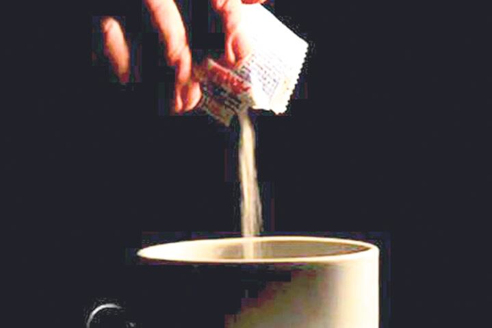 La fructuosa es muy utilizada porque su producción es barata y endulza mucho.