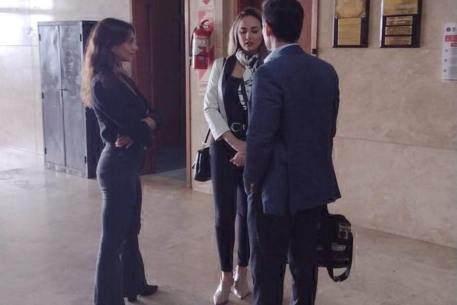Ivana Bohdziewicz y Carolina Gómez Mónaco, las asesoras de Gerardo Milman, cuando fueron a declarar a Tribunales
