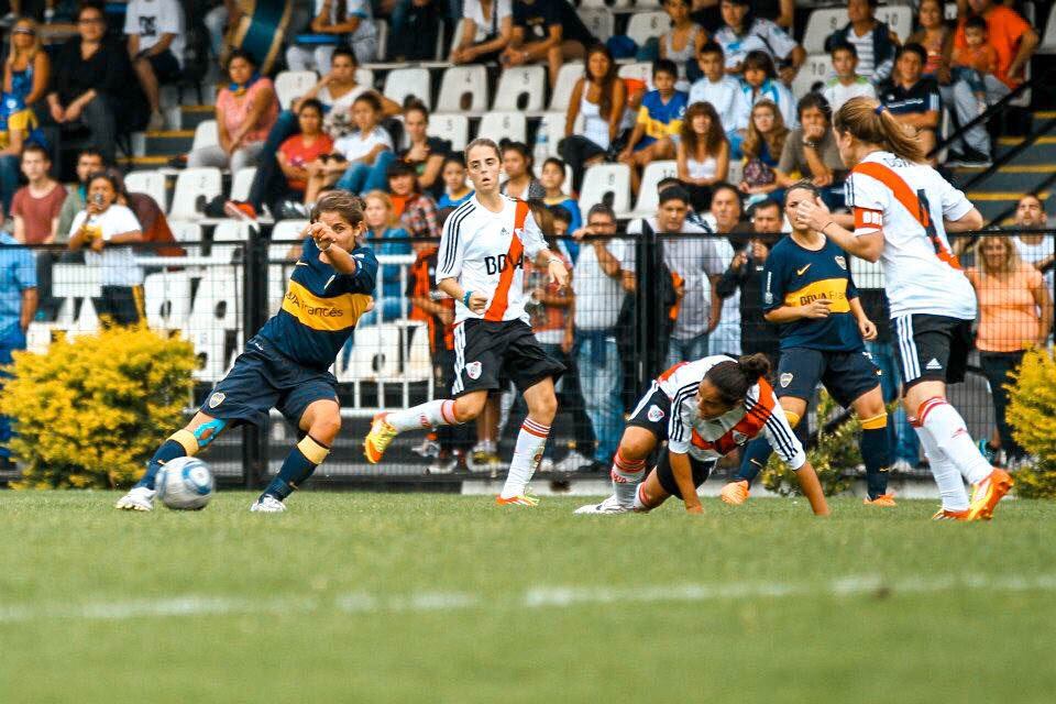 La última final que disputaron Boca y River, en 2013 en la cancha de All Boys.