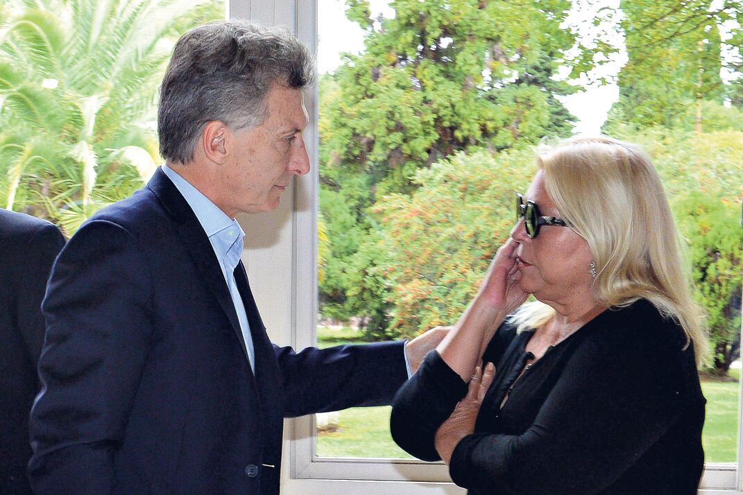 Elisa Carrió y Mauricio Macri, socios con posiciones muchas veces encontradas.