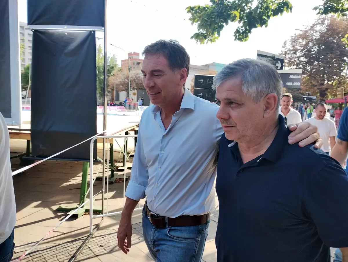 Guillermo Britos junto a Diego Santilli