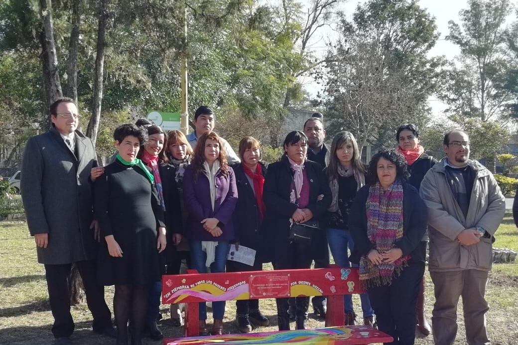 El Banco Rojo es un recordatorio para las víctimas de femicidio.