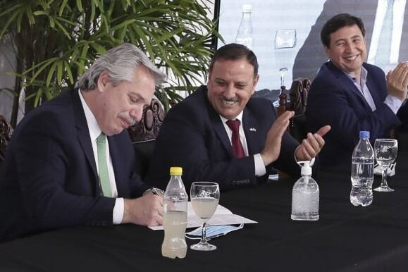 Alberto Fernández y Ricardo Quintela.