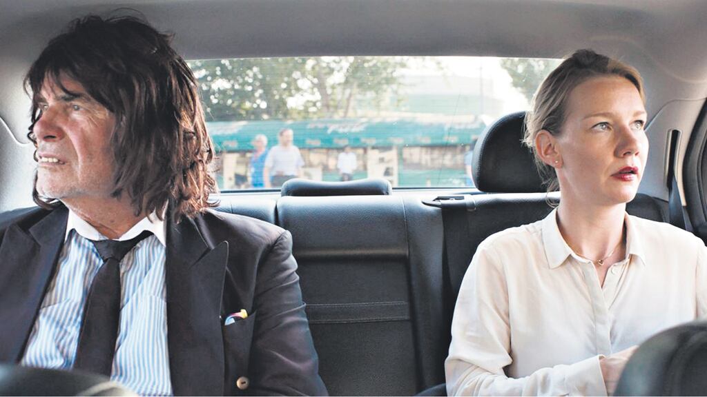 Peter Simonischek y Sandra Hüller, padre (o Toni) e hija